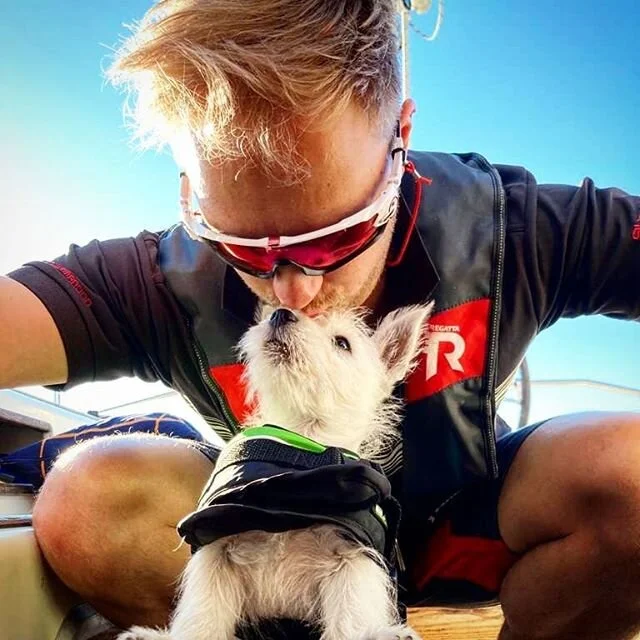 "What are you doooing Hooman?!?!" - This is how you learn how to sail ⛵ with @lunanaattori . Happy midsummer y'all! .
.
.
.
.
.
.
.
#yrittäjyys #yrittäjät #yrittäjä #entrepreneur #business #motivation #entrepreneurs