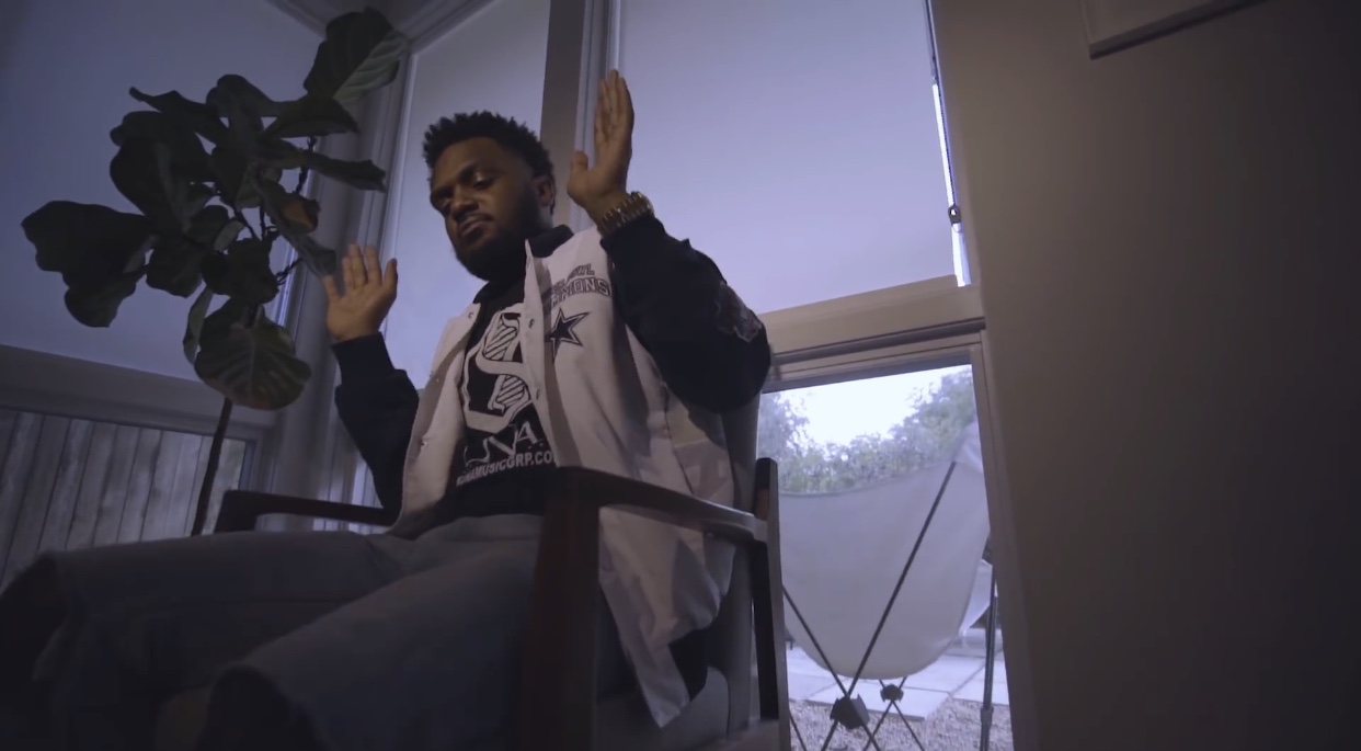 Antoine Banks - Visions Of Forever (Video) shot by Chino Chase prod Fresco Stevens 
