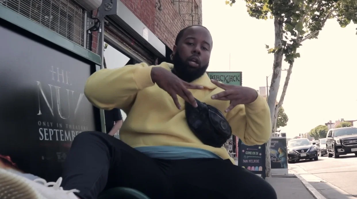 7098 - ILOVELA (Video) 