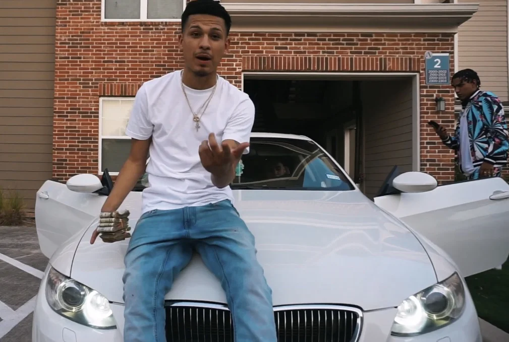 Izzy - Blue Bonnets (Video) shot by Krowned Hero