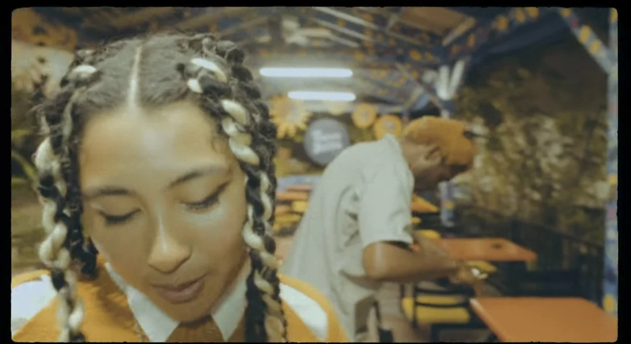 IGWE AKA - OFF BRAND (feat. Camilla Covington) (Video)