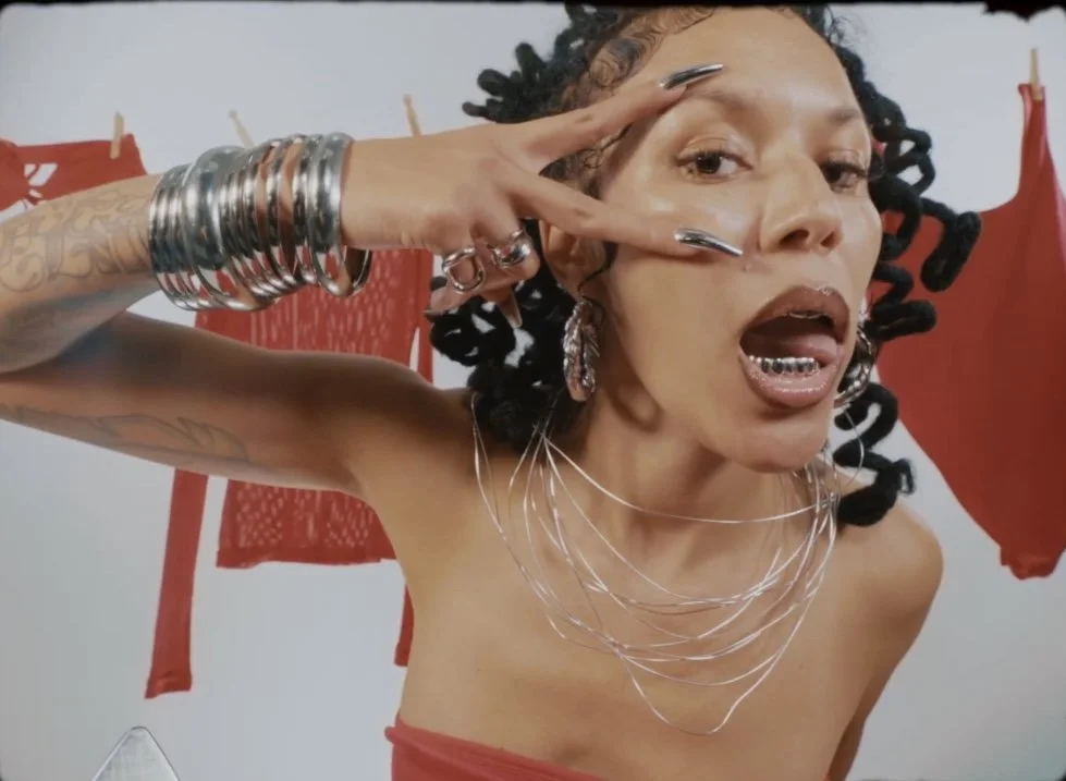 Kelow LaTesha - High Ceilings (Video)