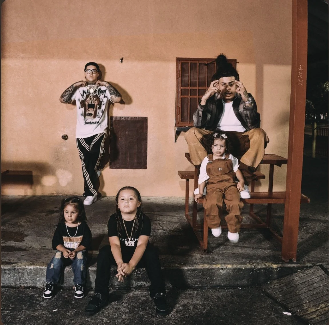 Hoodlum &amp; Peso Peso - Family Matters (Album)