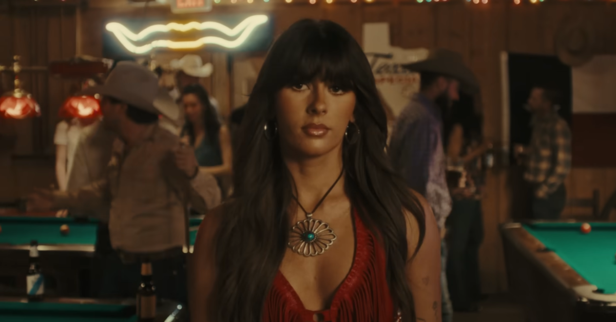 Ella Langley - Choosin' Texas (Video) 