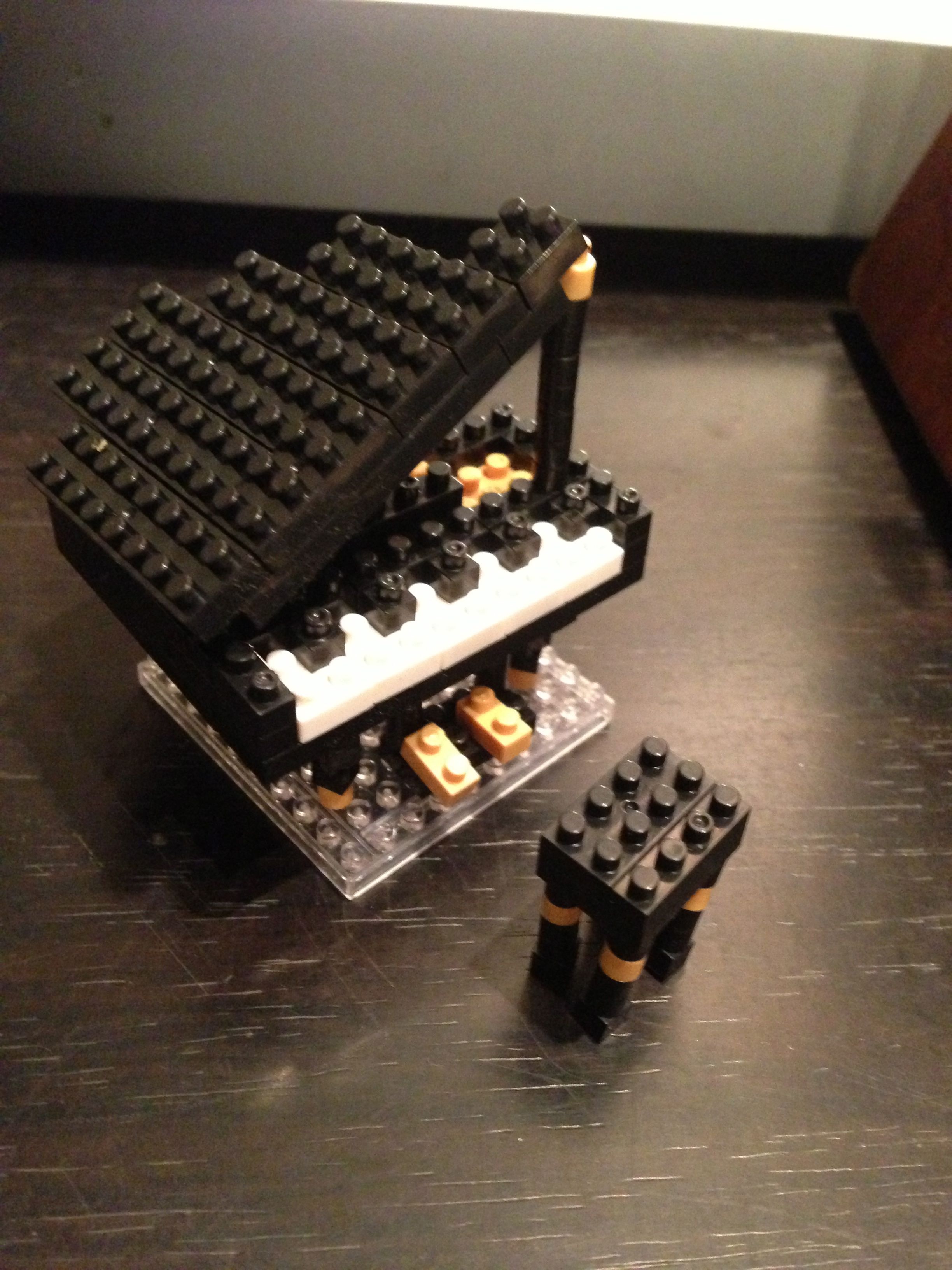 lego piano jenna.jpg