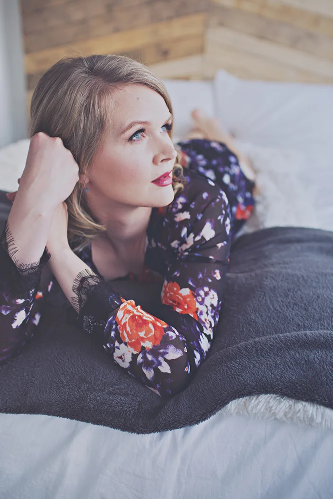 VanessaAngelBoudoir_2015-38.jpg
