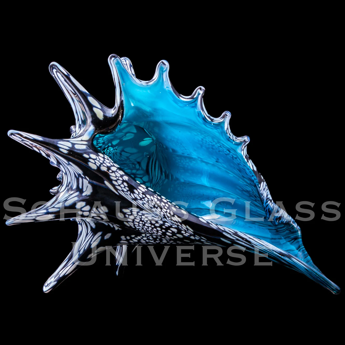 ©2015SchaussGlassblowingLLC SeashellWhaleColl.1.jpg