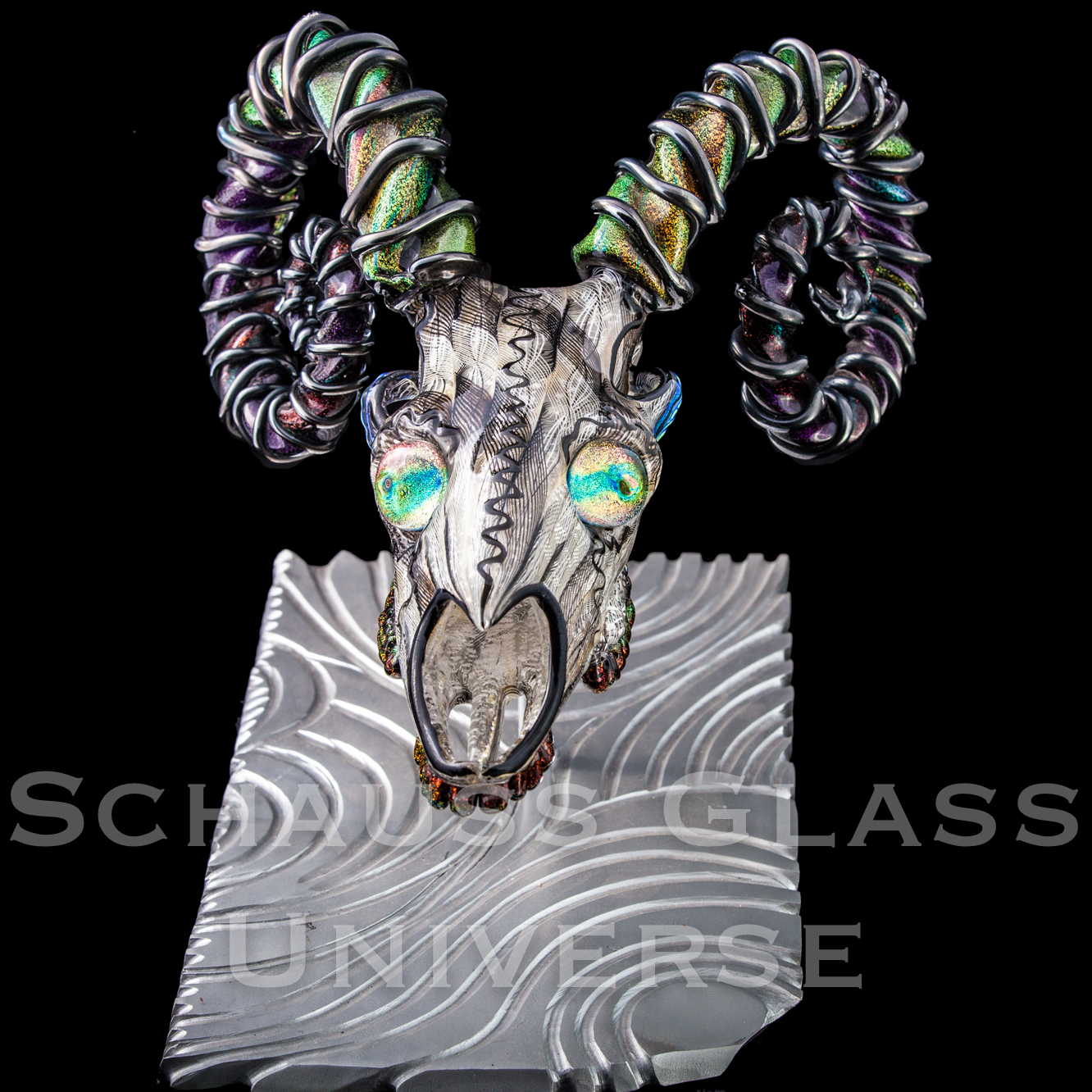 ©2015SchaussGlassblowingLLC RamSkull.6.jpg