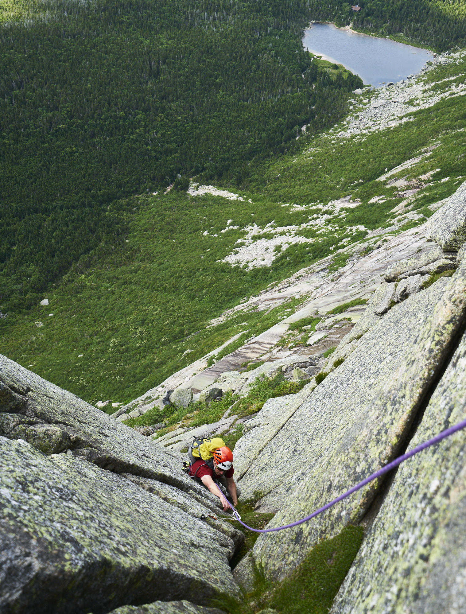 There are several variations you can take up Pamola IV and each has their own difficulty. We tried to keep things as mellow as possible and this was our crux pitch: the only pitch Keith took a real belay. It’s a super clean corner with a hand sized crack that goes at about 5.6ish.