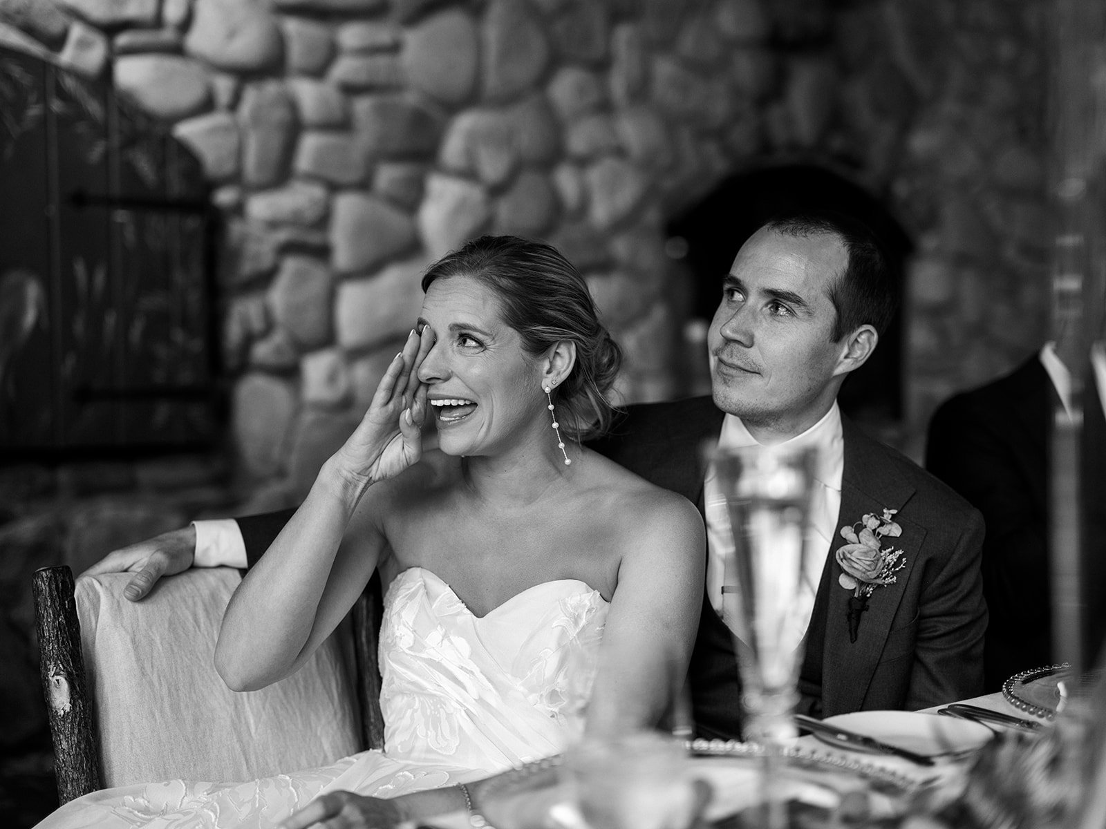 Bride and groom wedding at Beanos Cabin, Vail Colorado