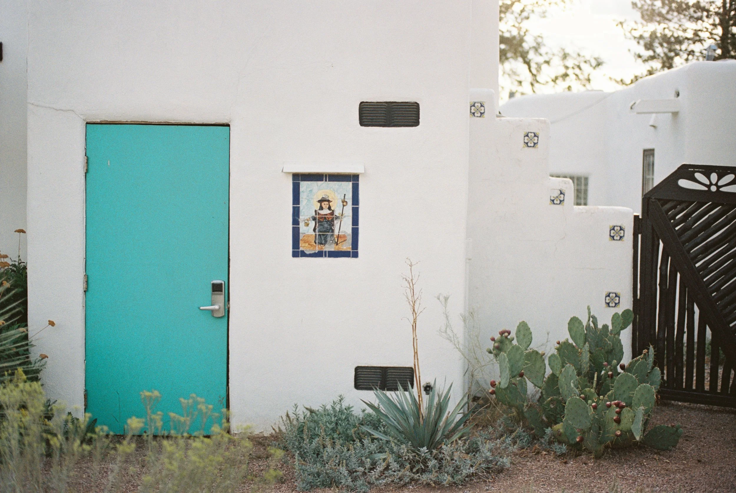 El Rey Court, Santa Fe Wedding on 35mm Film C + C-356.jpg
