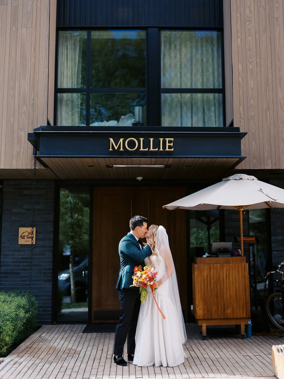 An Autumn Wedding at Mollie Aspen