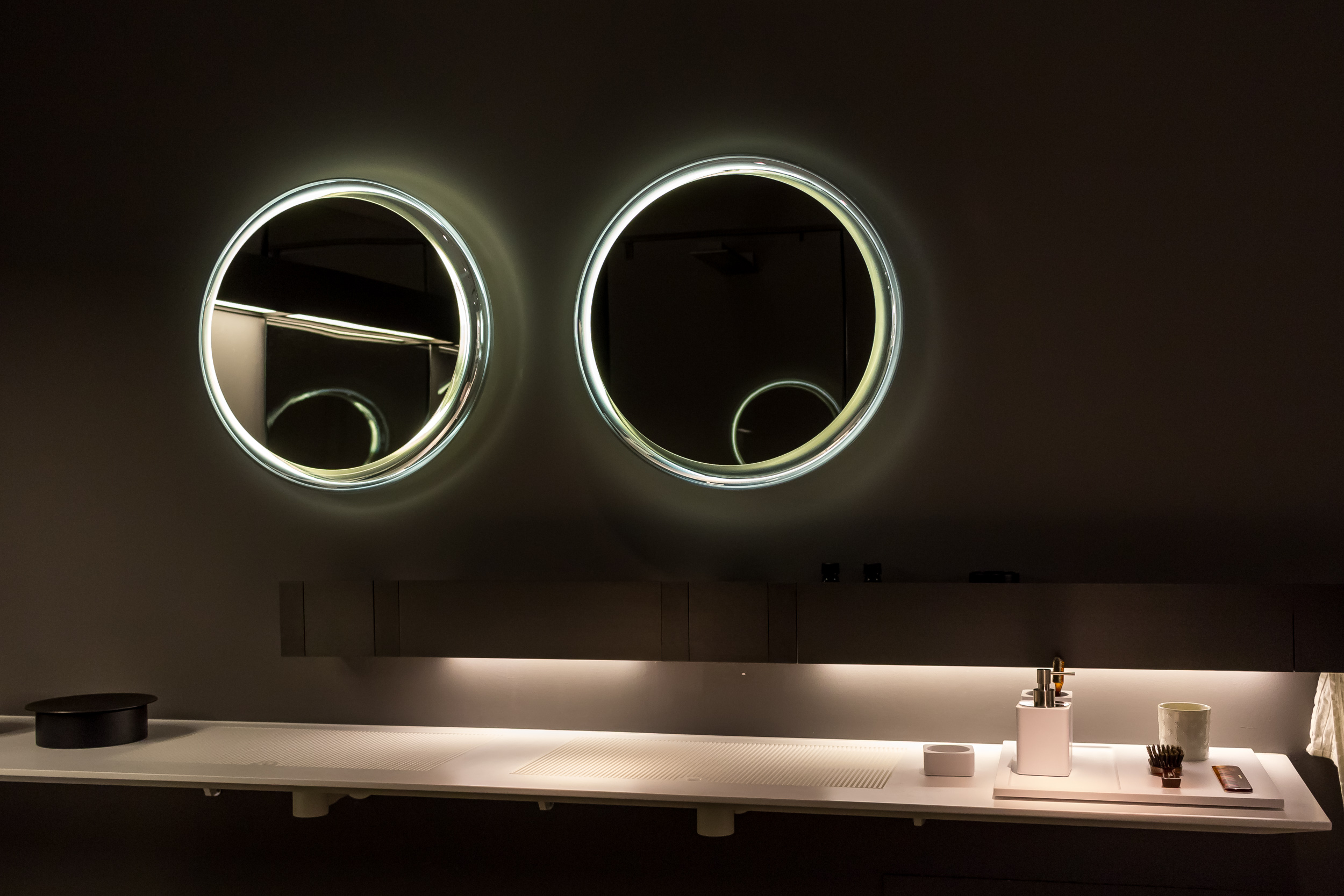 Spacy Bathroom