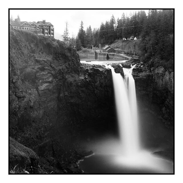 Even on a rainy day the PNW is a beautiful place. God's Glory still abounds!
-
Shot on a Mamiya C330 twin lens reflex on Ilford HP-5 at box speed with a 10 stop ND filter at a 1:30 exposure. -
-
#mamiyaC330 #Mamiya #mamiyatlr #tlr #120mm #120mmfilm #