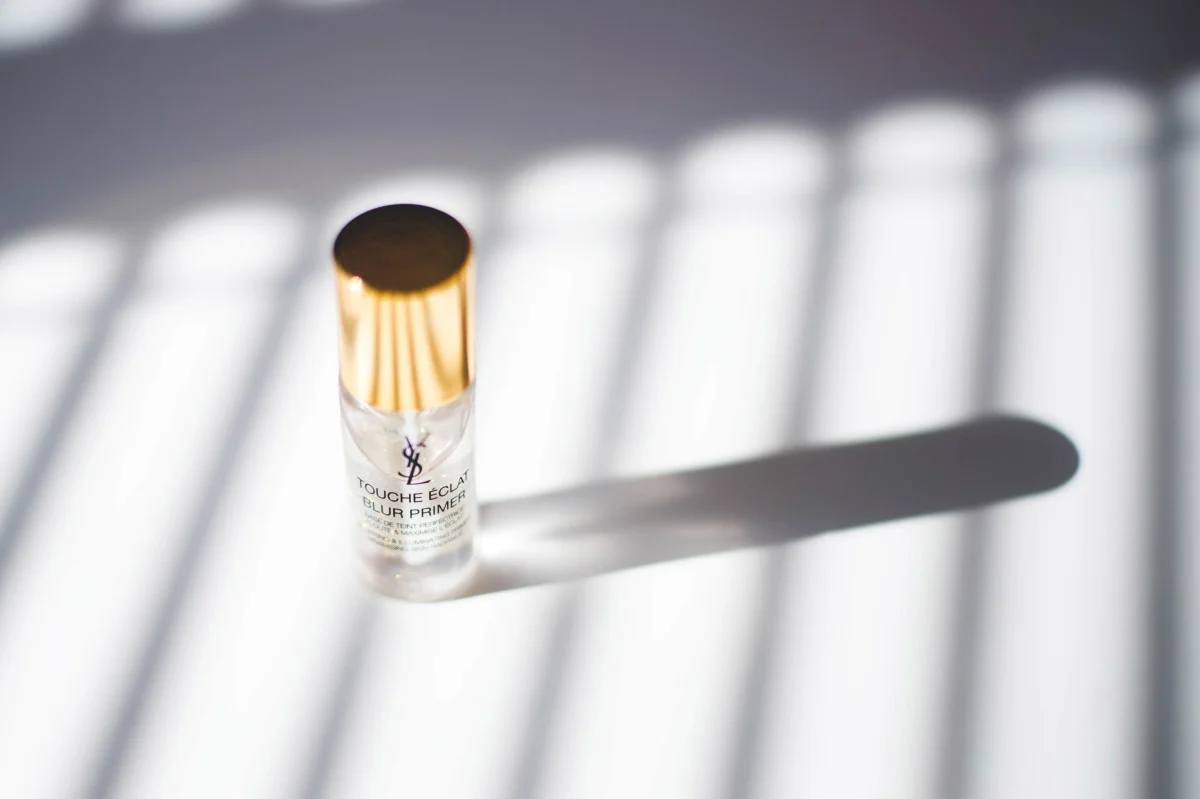 The-Glossier-YSL-Touche-Eclat-Blur-Perector-Primer-6 copy