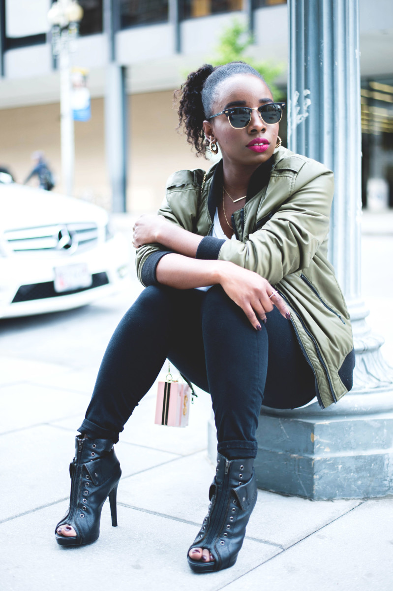 The-Glossier-Fashion-Blogger-Style-William-Rast-Target-Bomber-Jacket-Fall-2015-DC-14.jpg