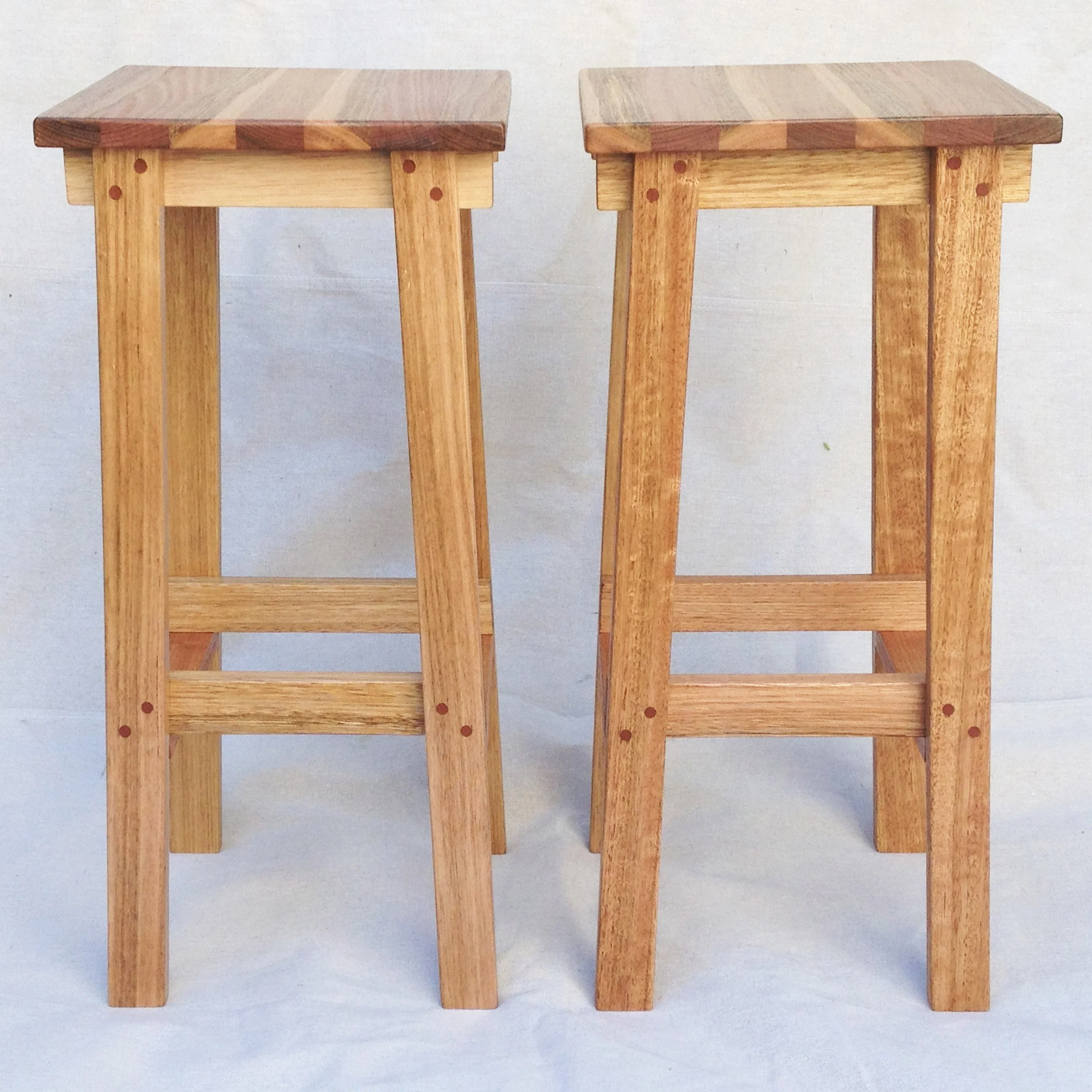 Bar stool - thumb.jpg