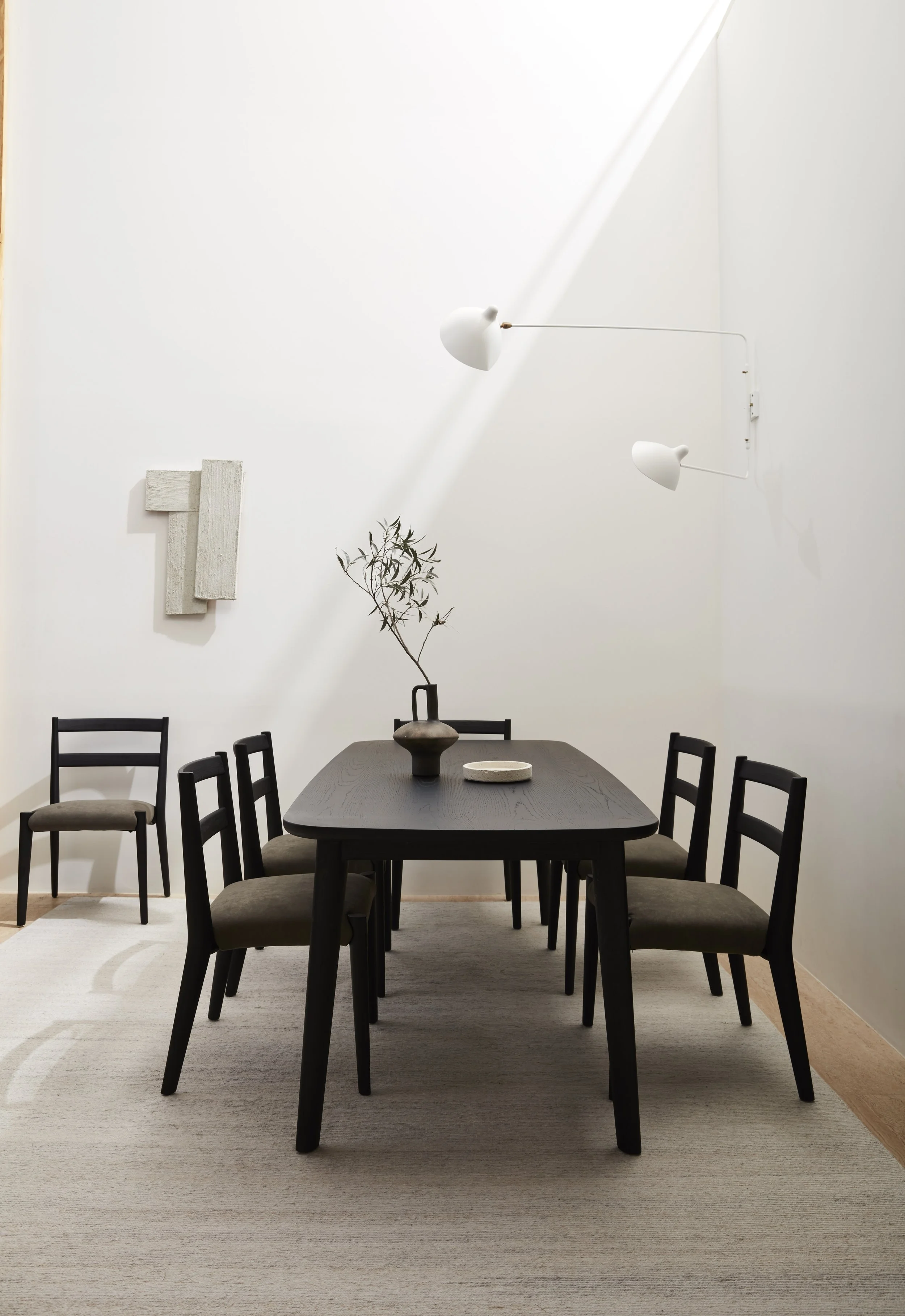 SmallSpace-Magnolia-Onyx-6Chairs.jpg