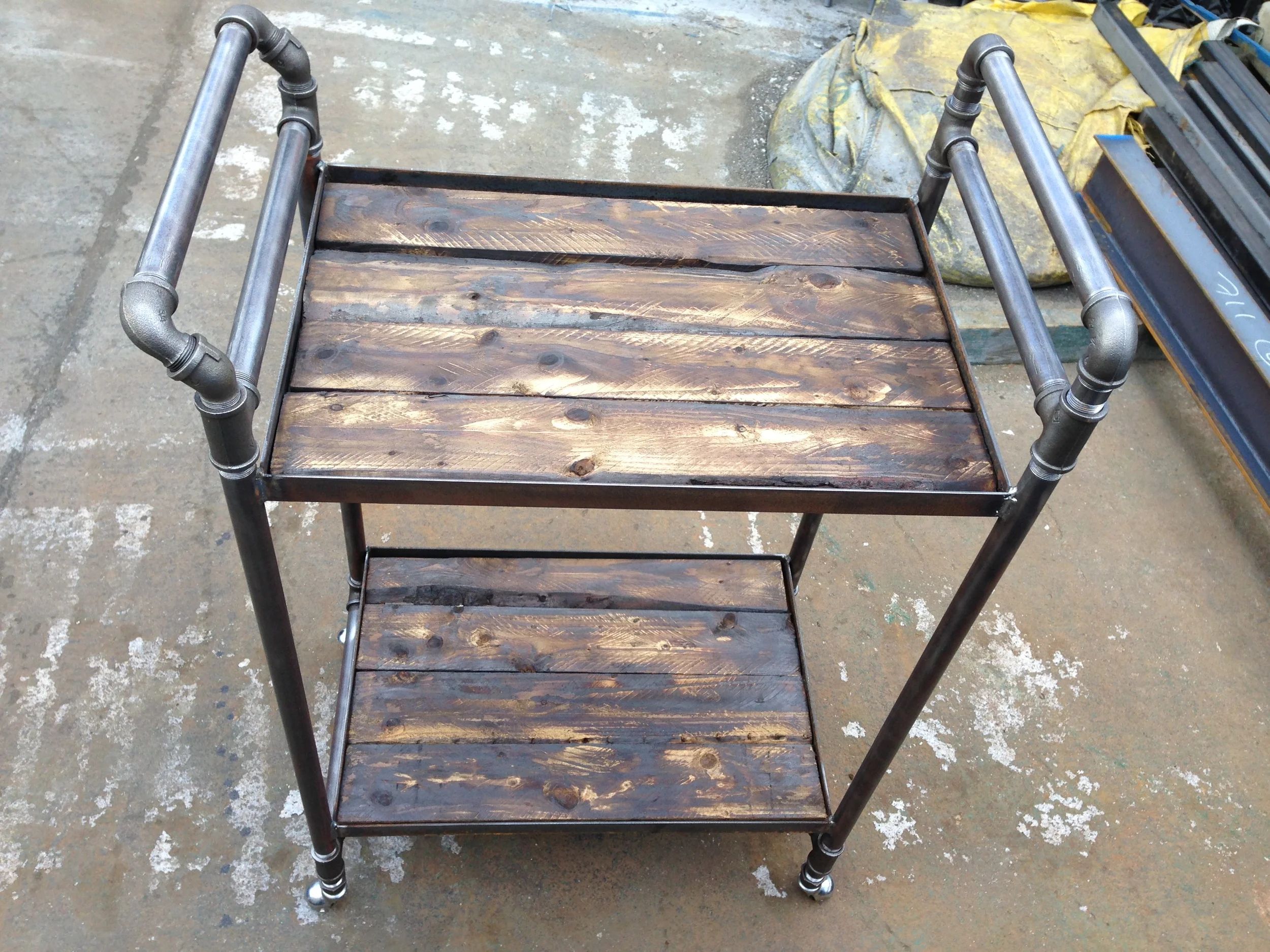  A top view of the carts, i smoked the reclaimed wood with heat torch to give the rustic effect&nbsp; 