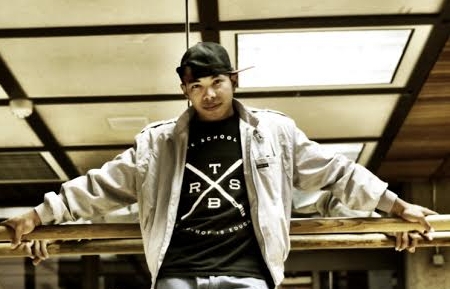 MONDAYS 7 - 8PM | TEENS HIP HOP Level 1 (AGES 12 - 17)