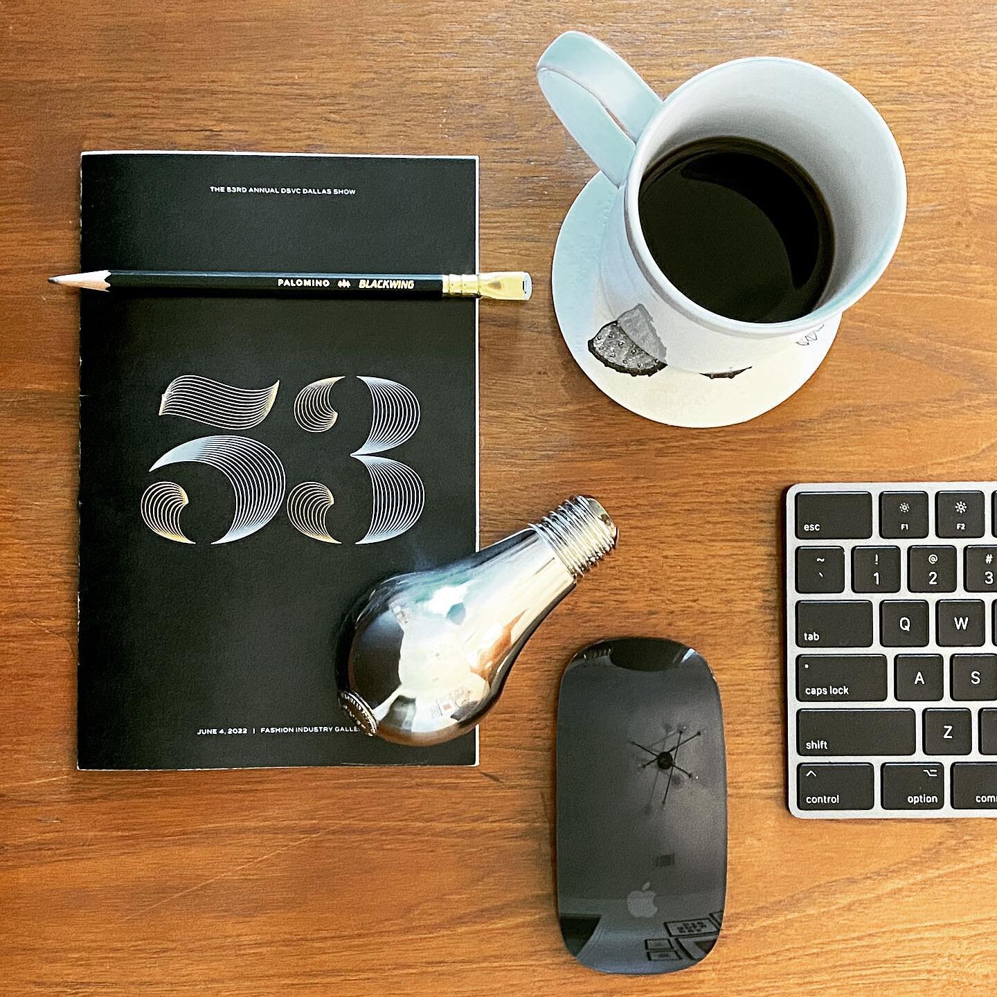 Had such a fun time at the 53rd @dsvc_dallasshow on Saturday. Lovely to see so many familiar faces in person this year and as always be inspired by the incredible DFW creative talent. Now back to work. @traceelementdesign #coworkersandfriends #oldand