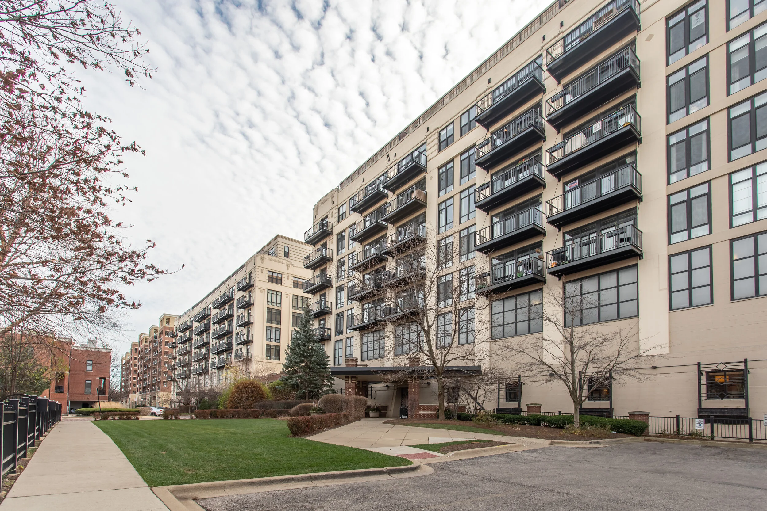 University Village Property for Sale | 1524 S Sangamon | 2 Bed | 1 Bath | $222,900