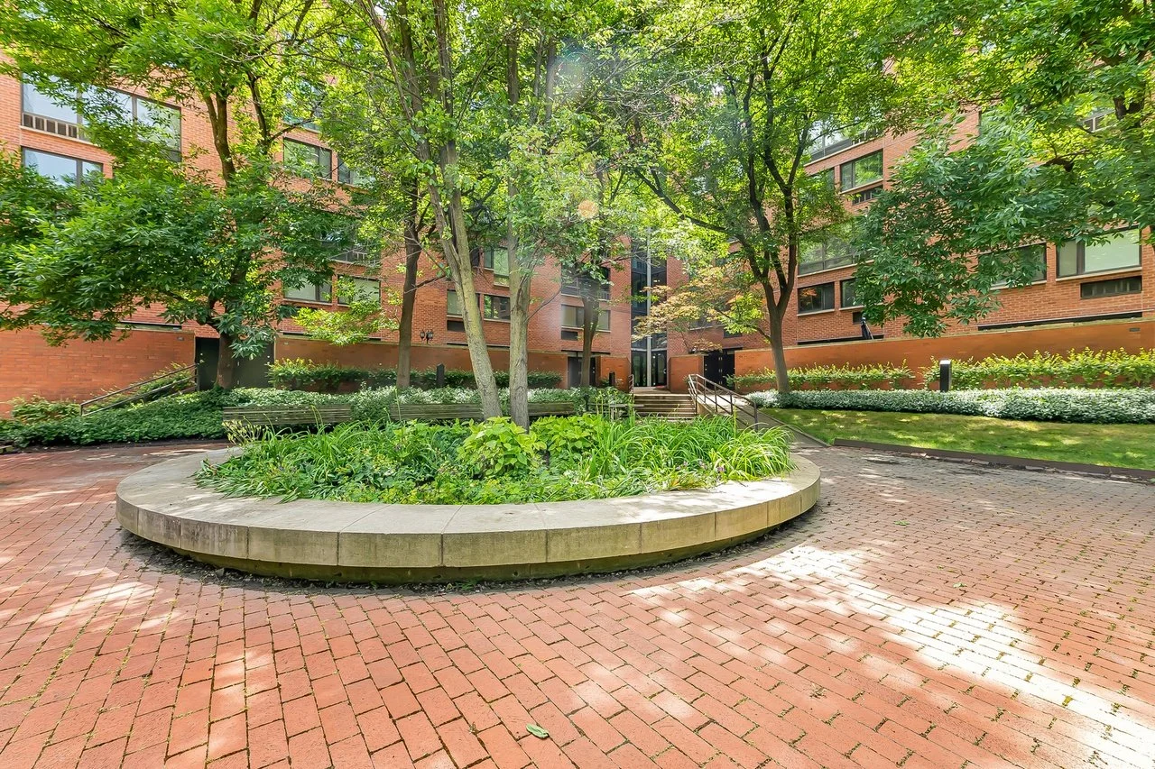 South Loop Property For Sale | 1169 S Plymouth Ct #101