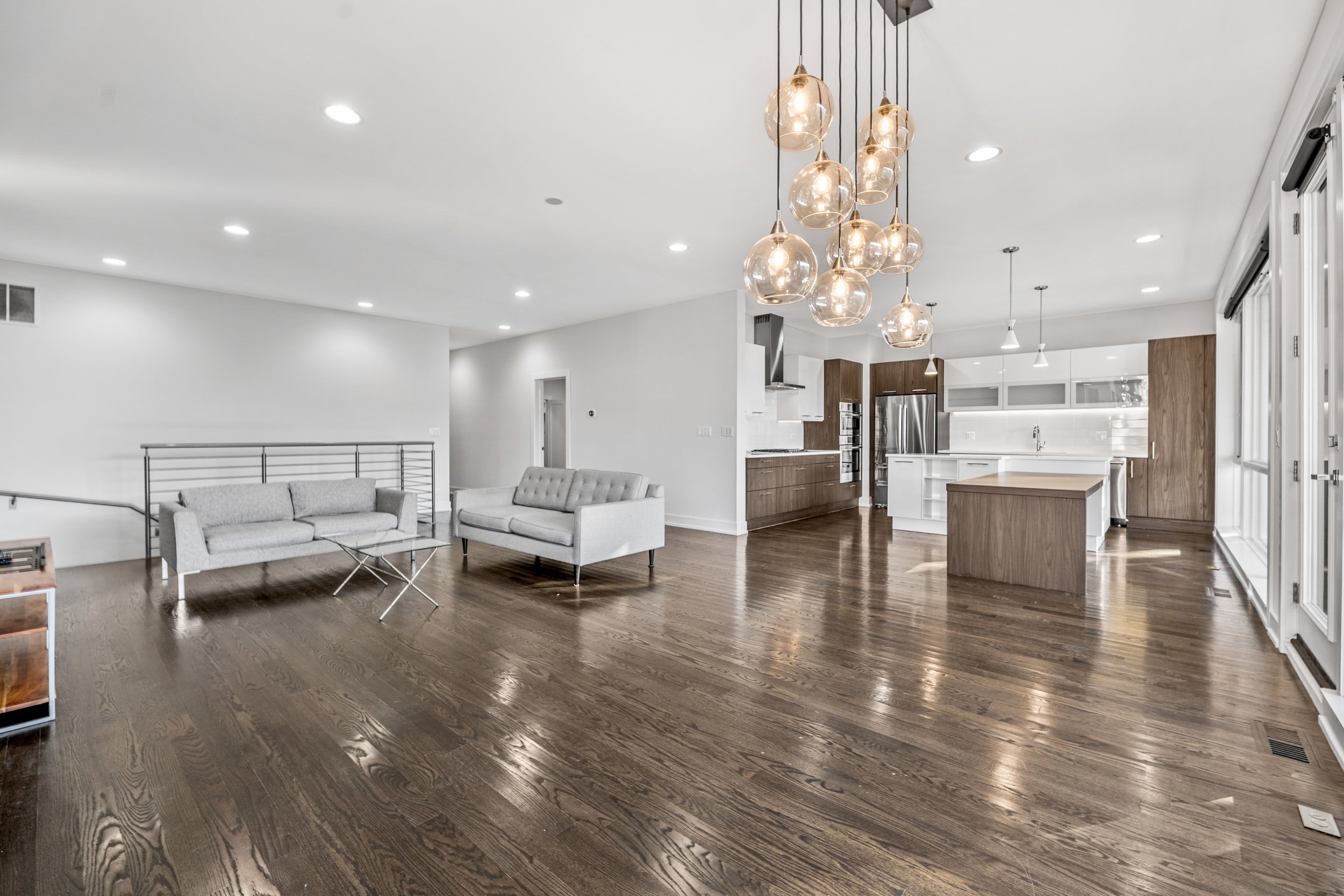 West Town Real Estate for Sale | 2432 W Chicago Ave Unit 1S | 5 Bed | 3 Bath