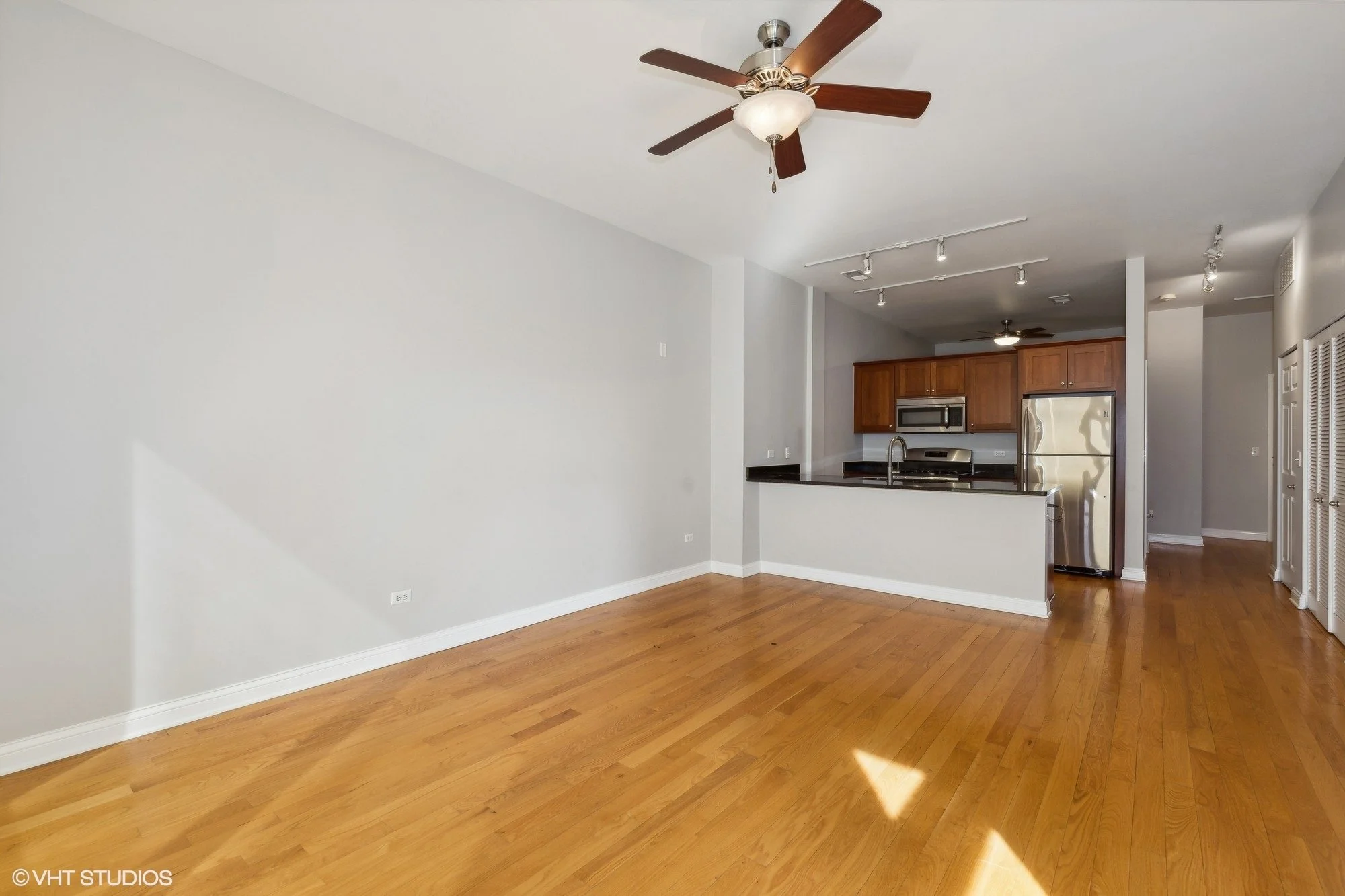 South Loop Real Estate for Sale | 2025 S Indiana Ave Unit 409