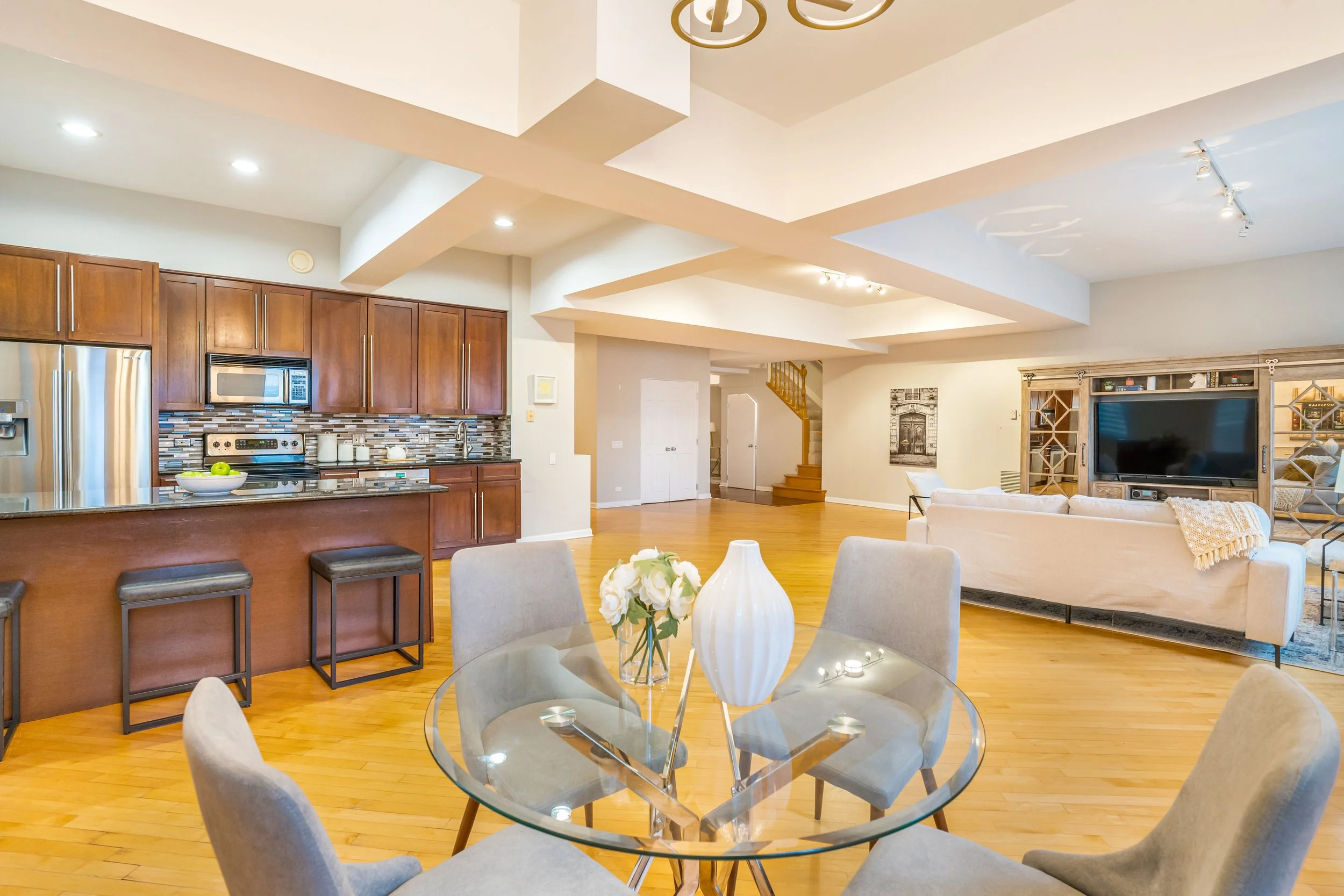 South Loop Real Estate | 40 E. 9th St. #1916 | 3 Bed 4 Bath