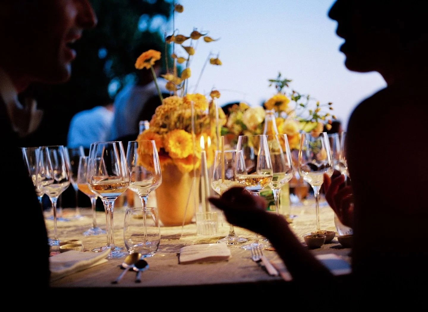 Table conversation.
Antibes, France.

with @mudaricreative @tepeesauvage @capdantibesbeachhotel
