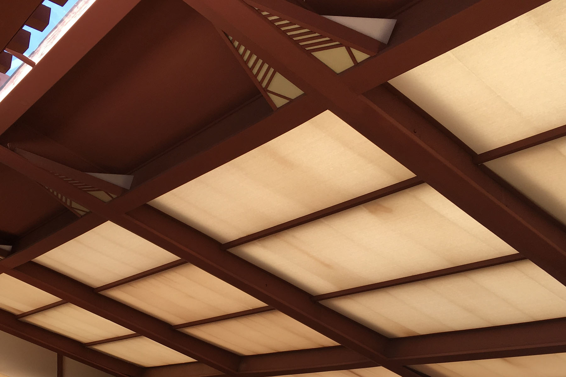 Wright diffused the abundant natural light of the desert throughout the property. He also championed indirect electrical light with the design of early wall and and ceiling sconces.
