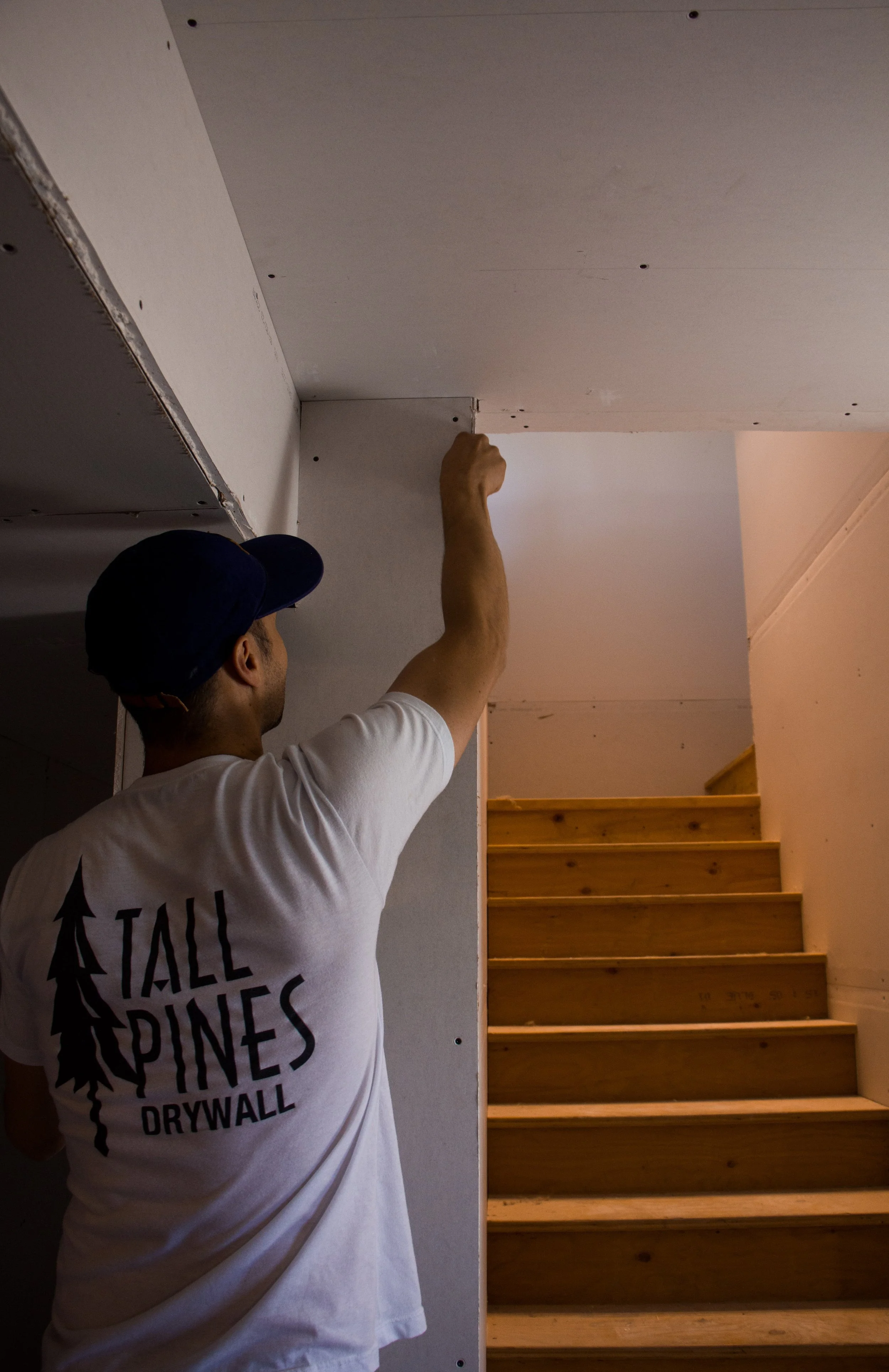 Reasons to Trust Tall Pines Drywall for Cracked Wall Repairs