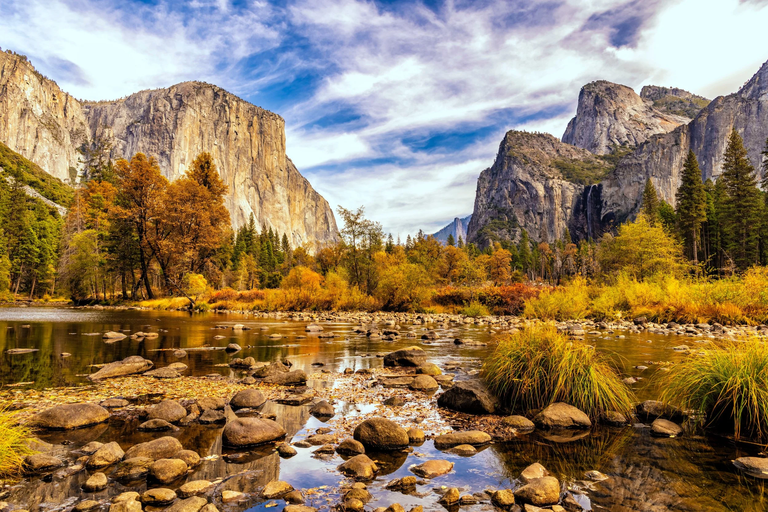 Yosemite Valley.jpg