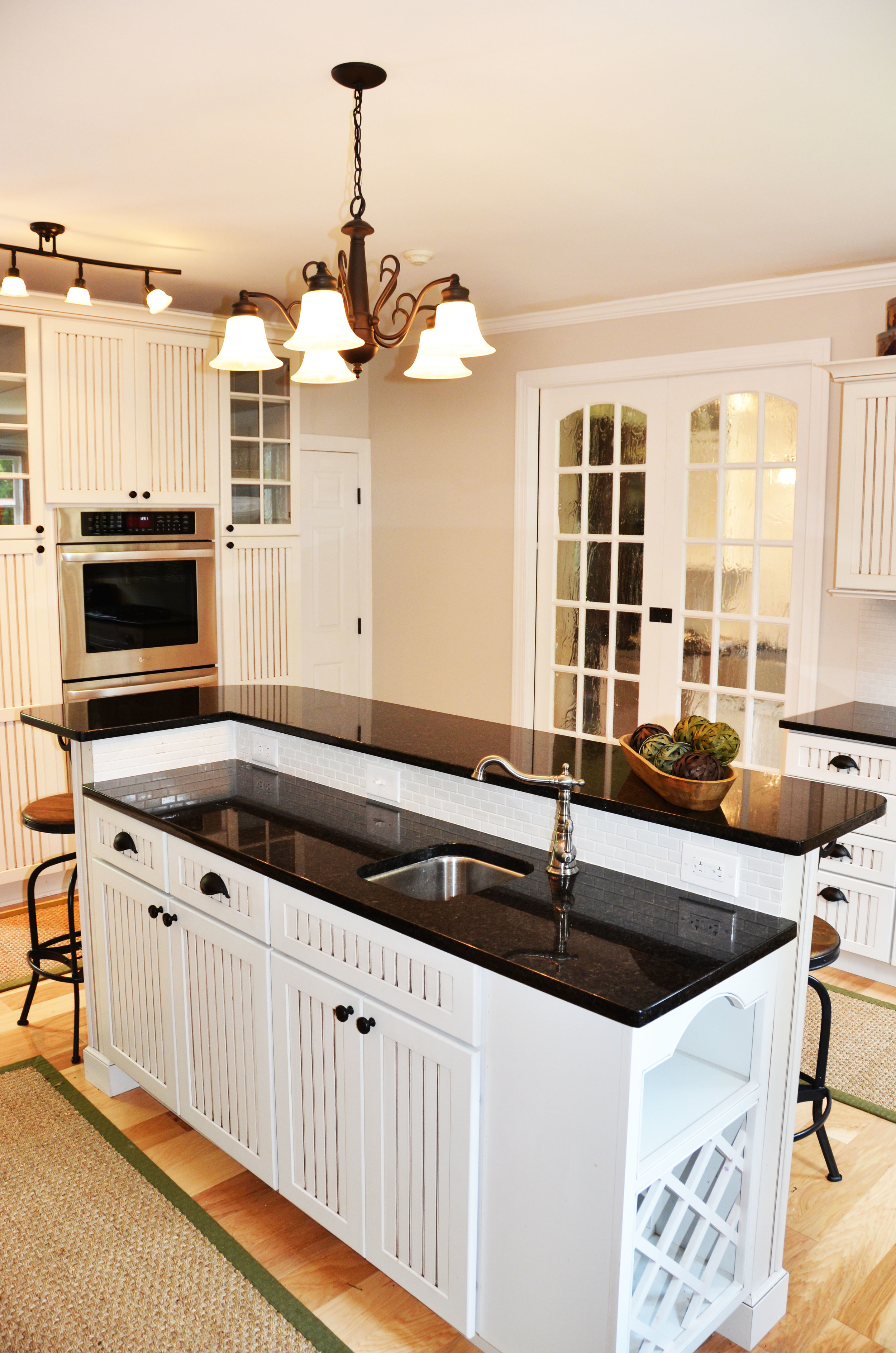 kitchen_2.jpg