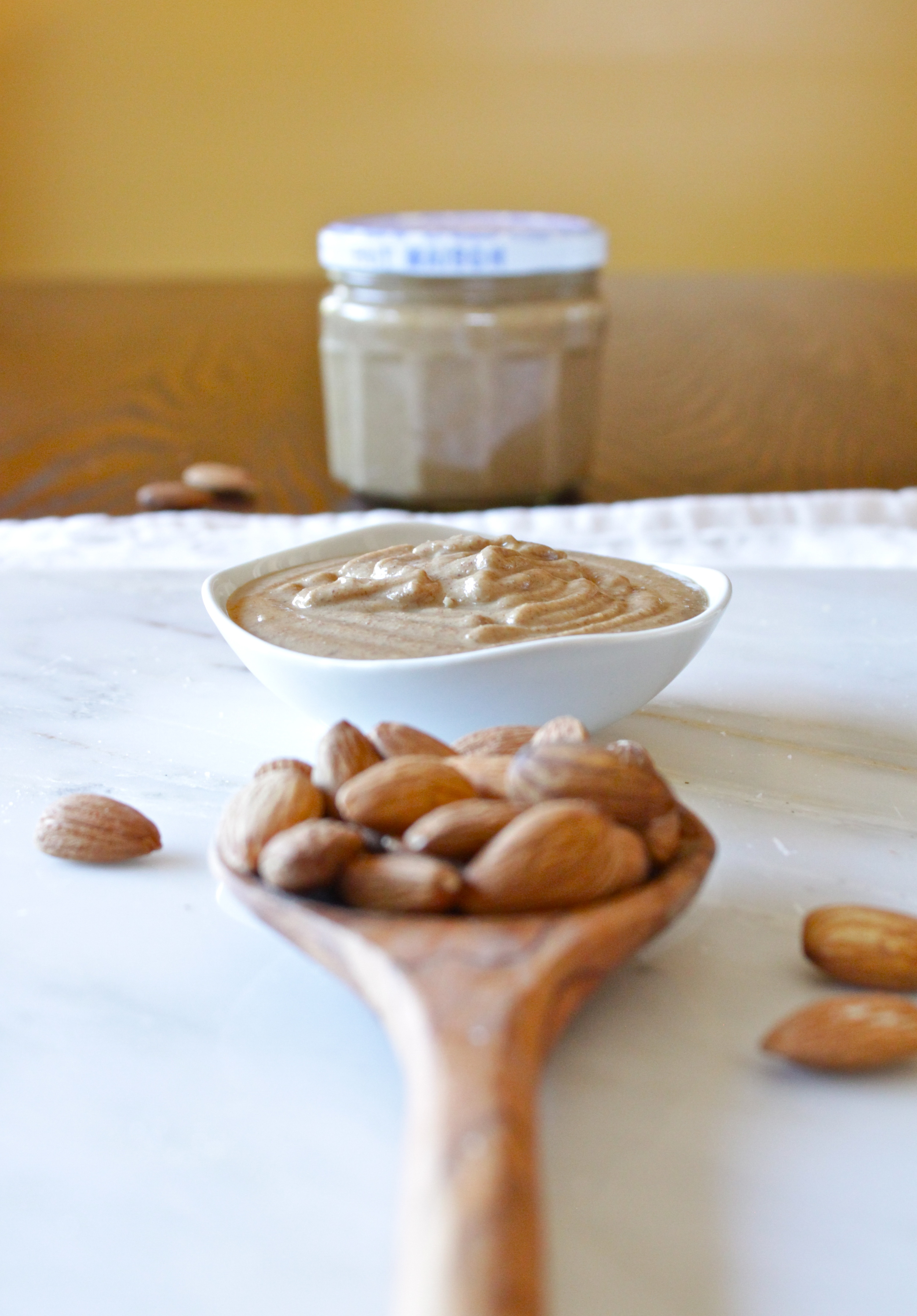 almond butter_18.jpg