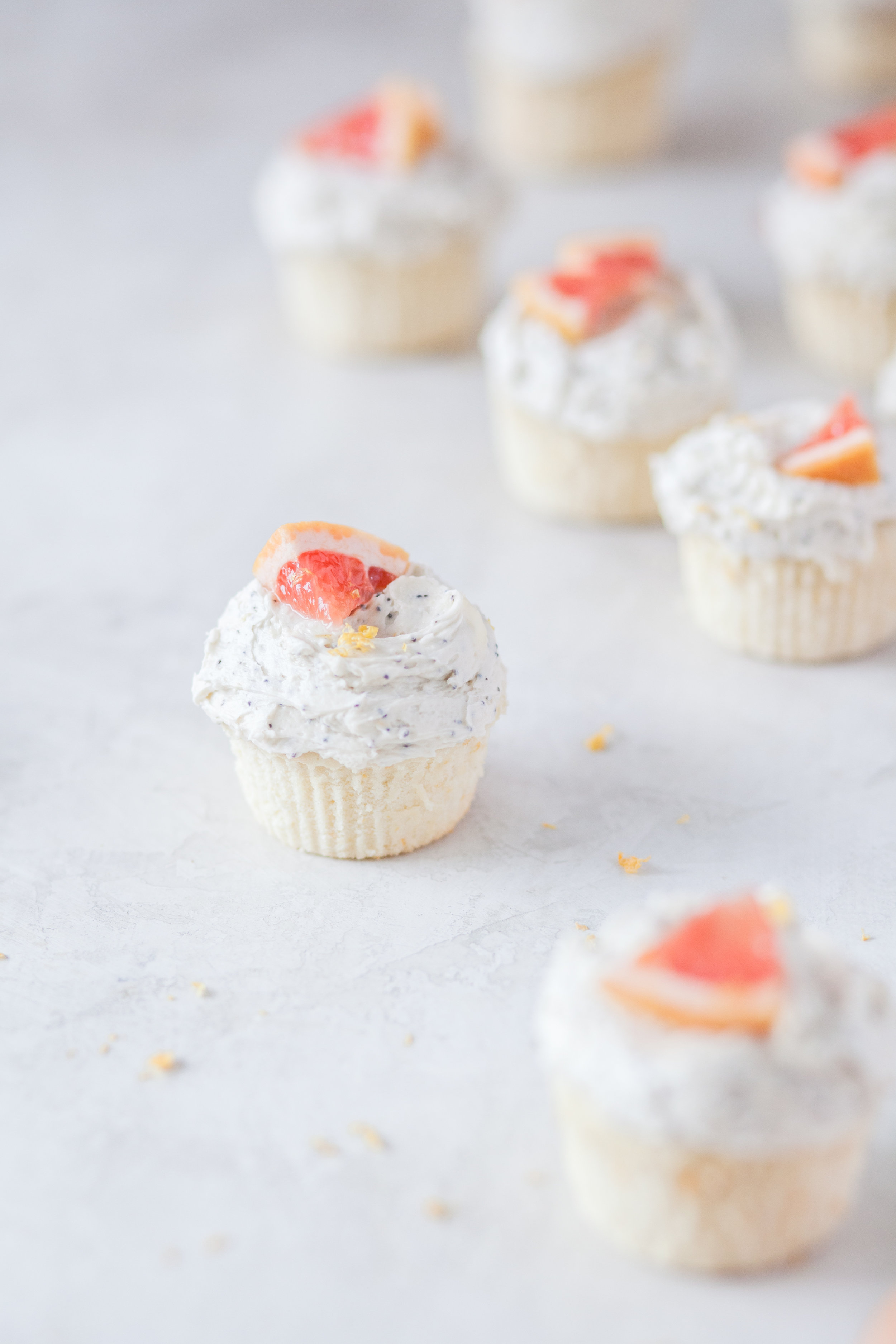 GrapefruitPoppyseedCupcakes_QuinnsPlace-11.jpg