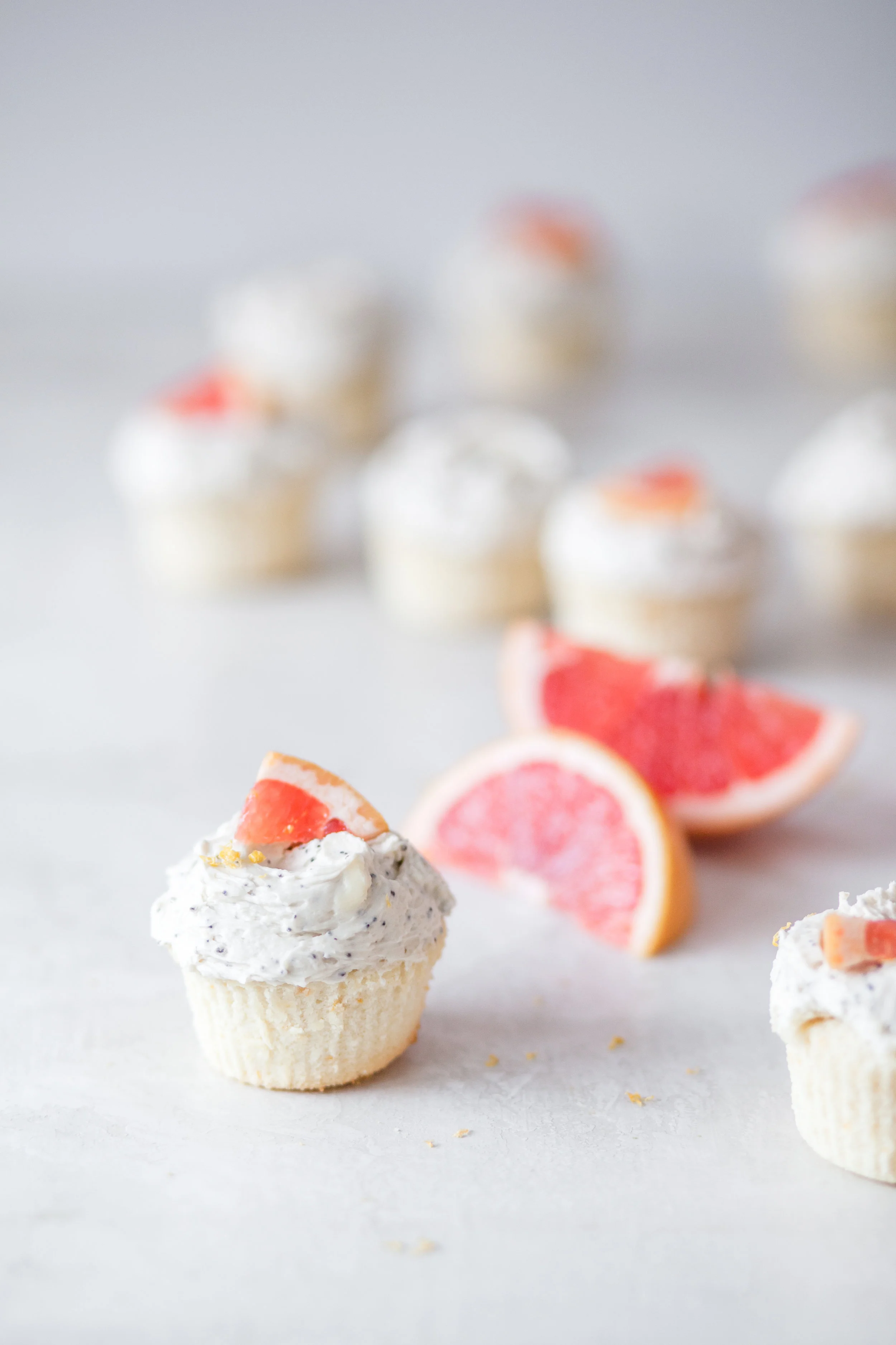 GrapefruitPoppyseedCupcakes_QuinnsPlace-20.jpg