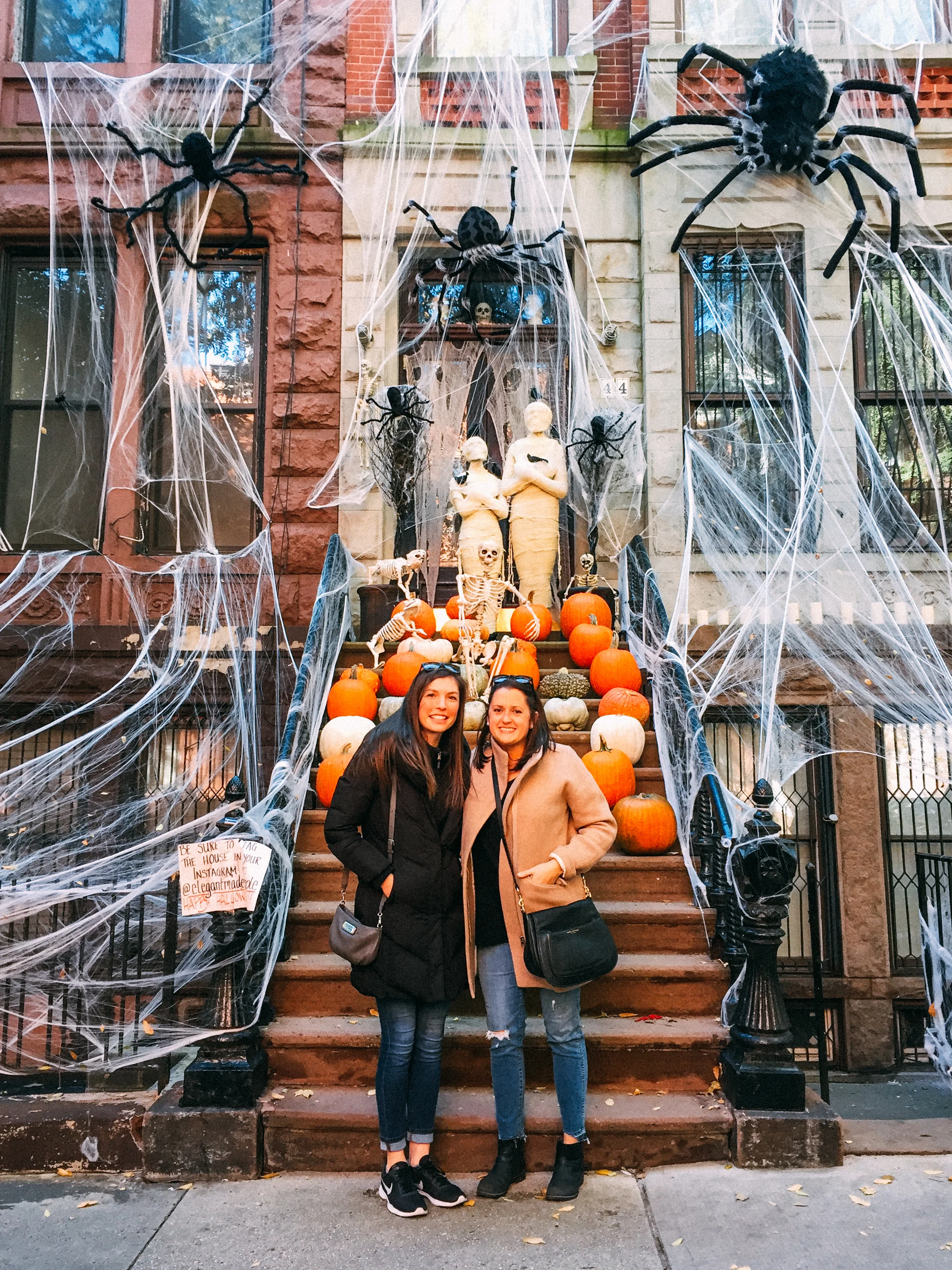 NYCHalloween_QuinnsPlace-17.jpg