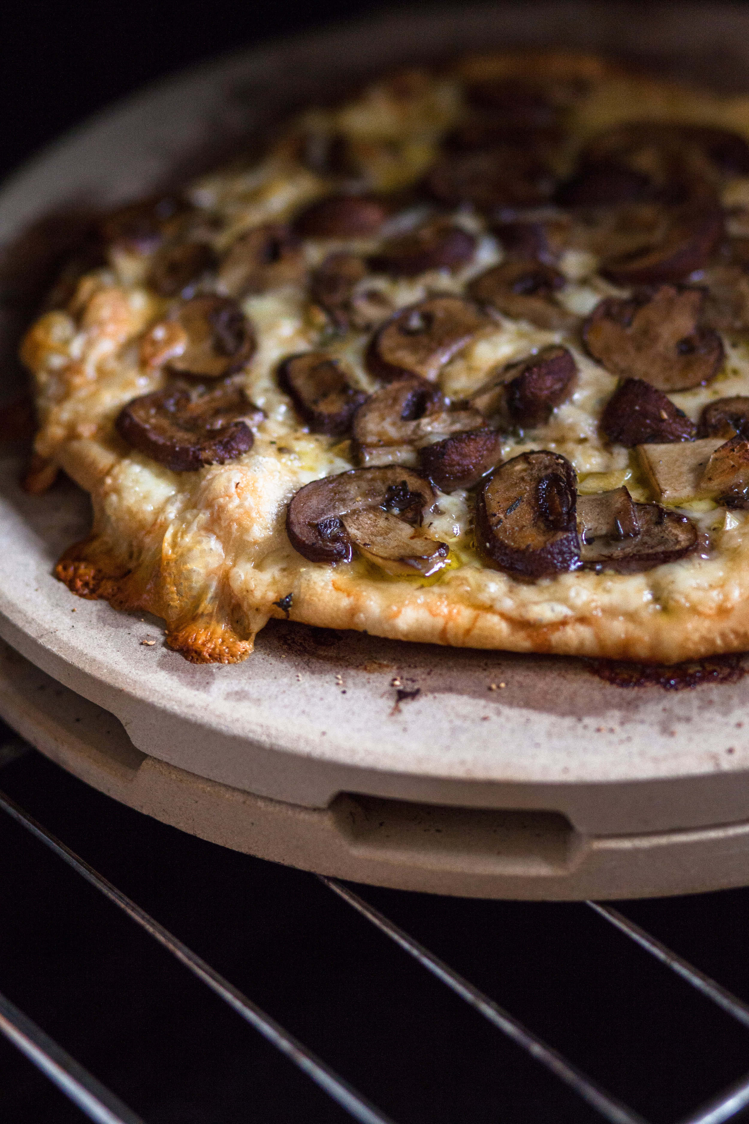 MarinatedMushroomPizza_QuinnsPlace-5.jpg