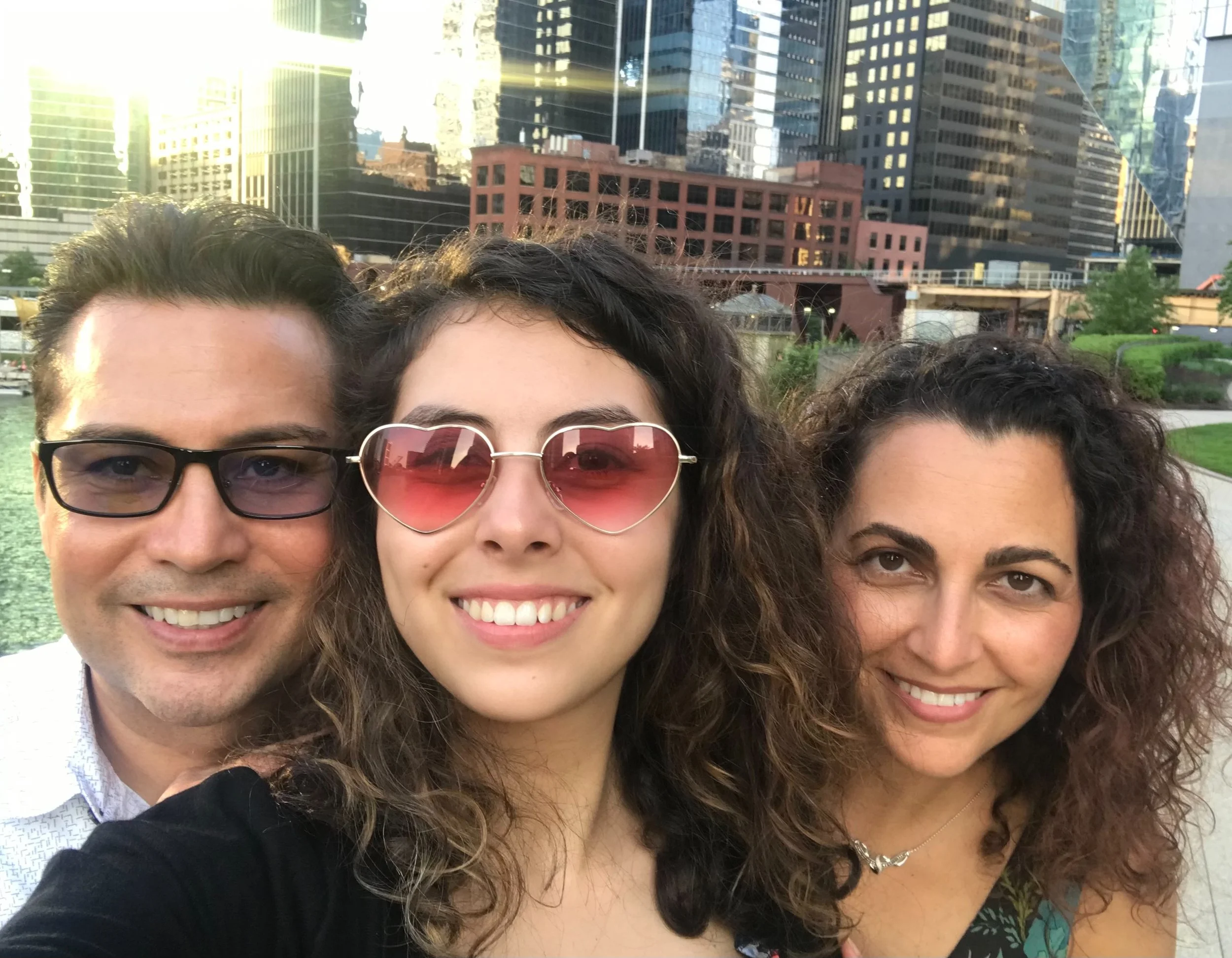 Izzie Claudio - Musical Theatre '22