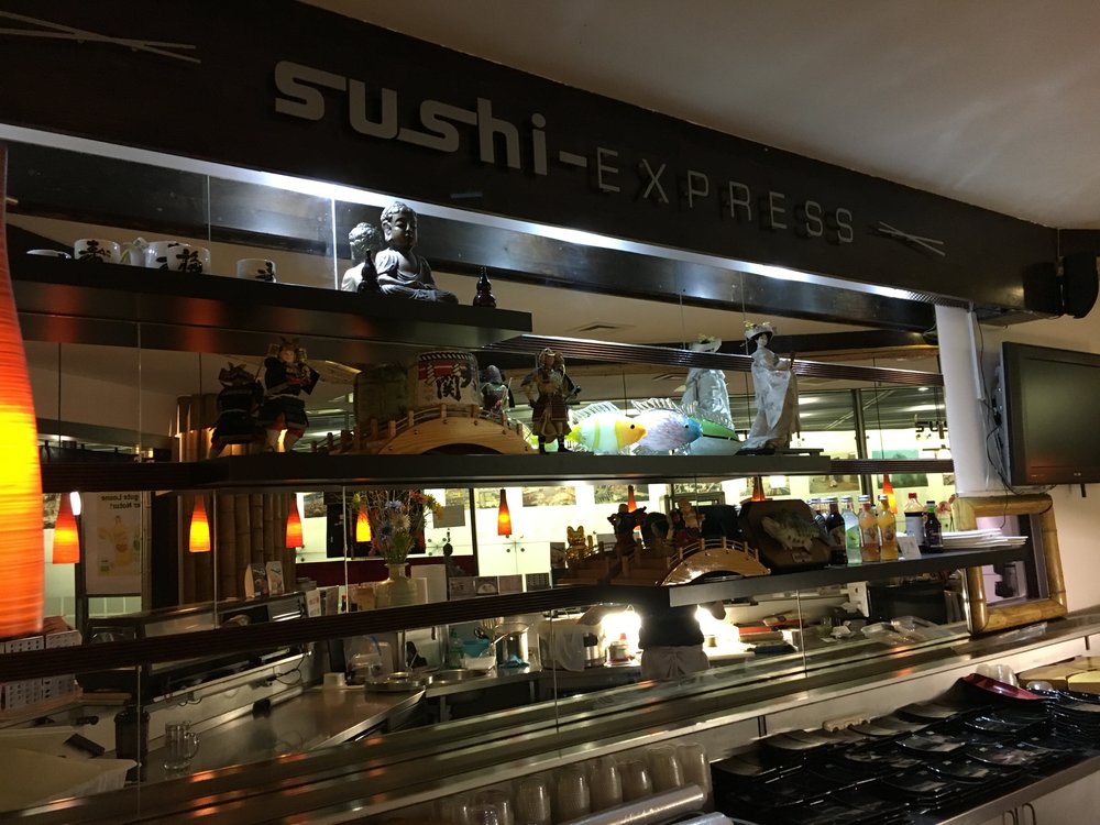 Sushi Express-2.jpeg