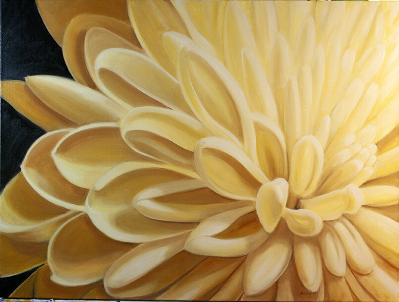 YELLOW DAHLIA  36"X44"  2019. 