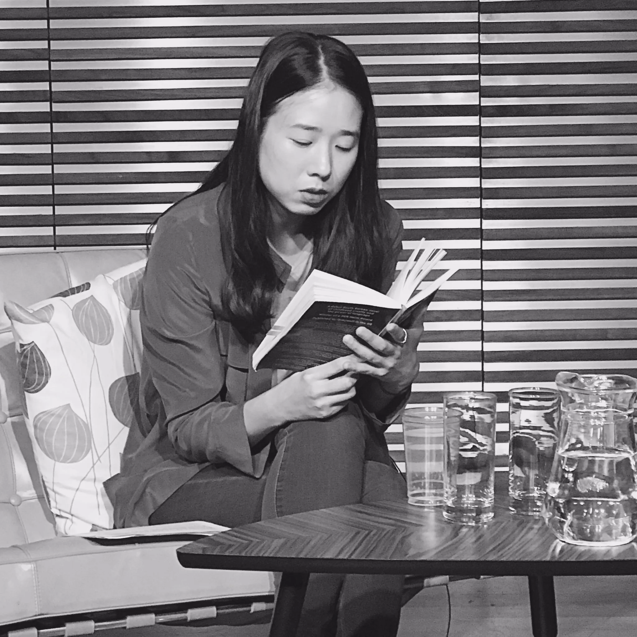 Spellbinding reading by Han Yujoo. Photo credit @DiyaonKorea