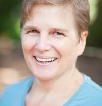 julia-rooney.jpg