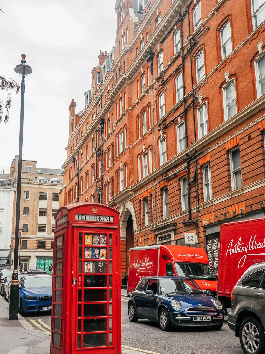 london phone booth.jpg