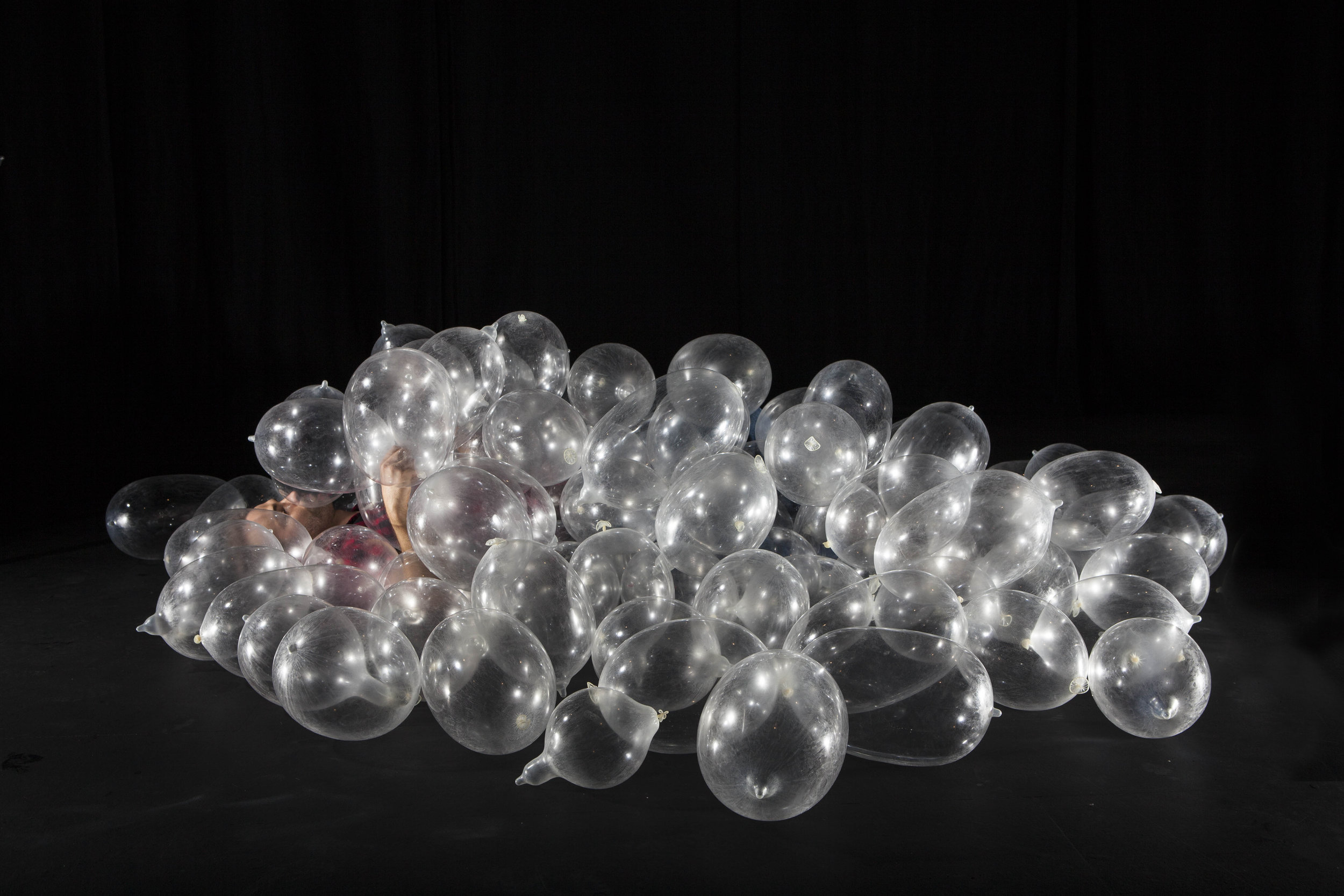 Photo: Maria Falconer. Dancer: Vince Virr. 