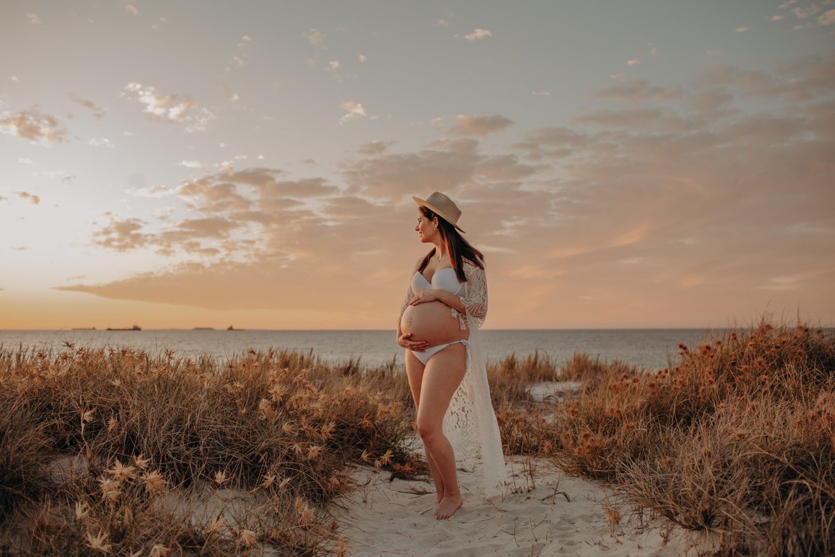 Leighton beach Perth Maternity photography