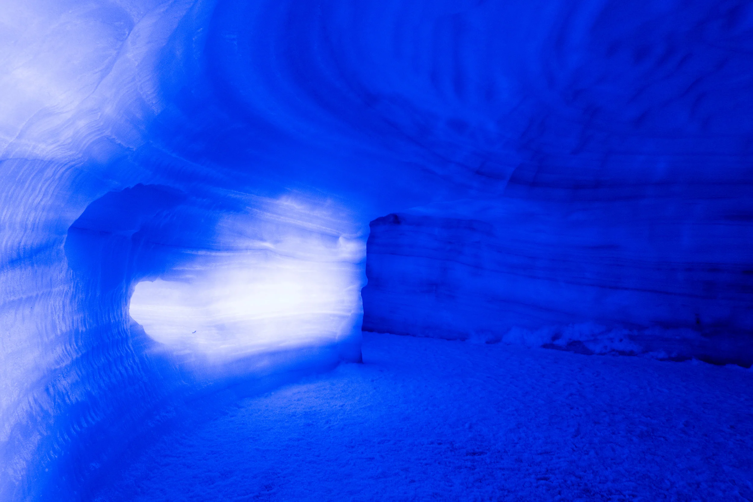 into-the-glacier-4653.jpg