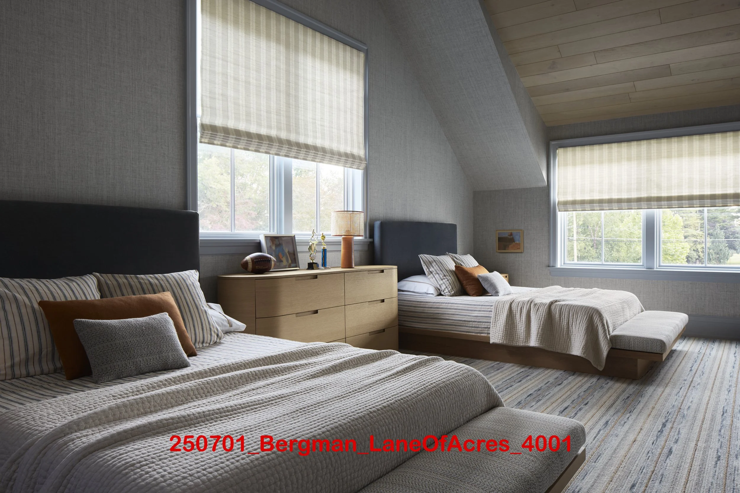 250701_Bergman_LaneOfAcres_4001.jpg
